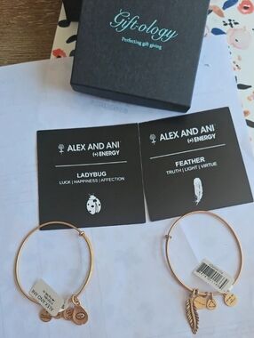 Alex and Ani Charm Bangle Set – Ladybug & Feather – Gold Tone – NWT